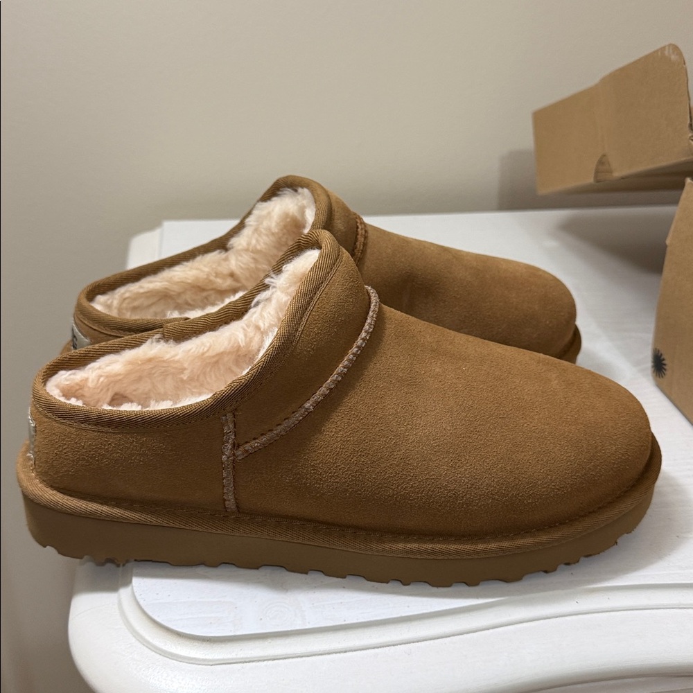 Ugg W classic slippers